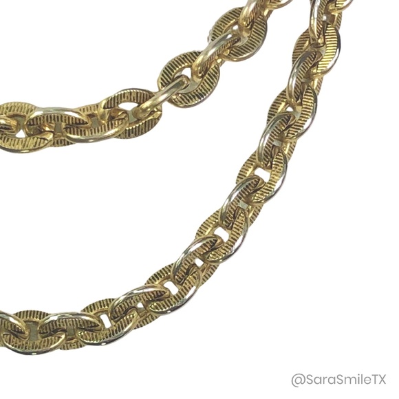 CLUB MONACO Chunky Gold Chain Link Necklace - Picture 4 of 11